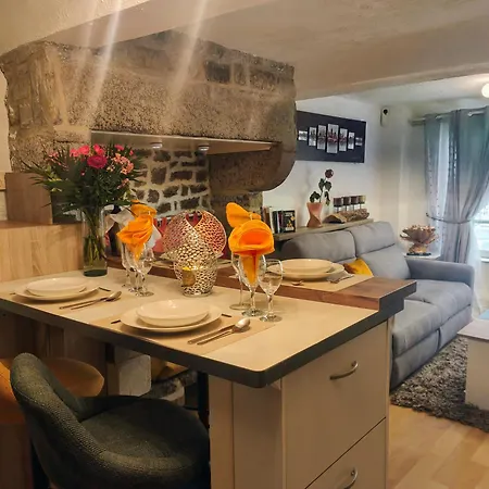 L'ecrin Apartment *
